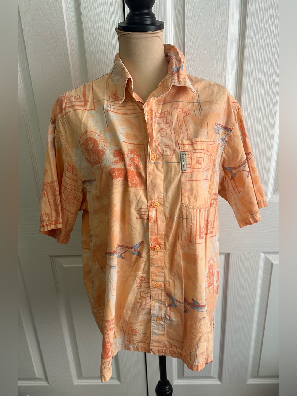 Light Peach Short-Sleeve Button-Down Shirt with Subtle Print